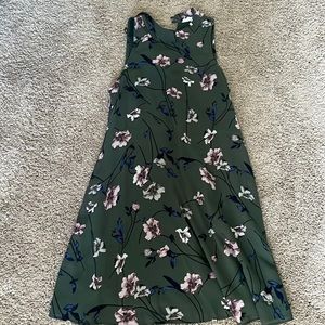 Spring dress with pockets